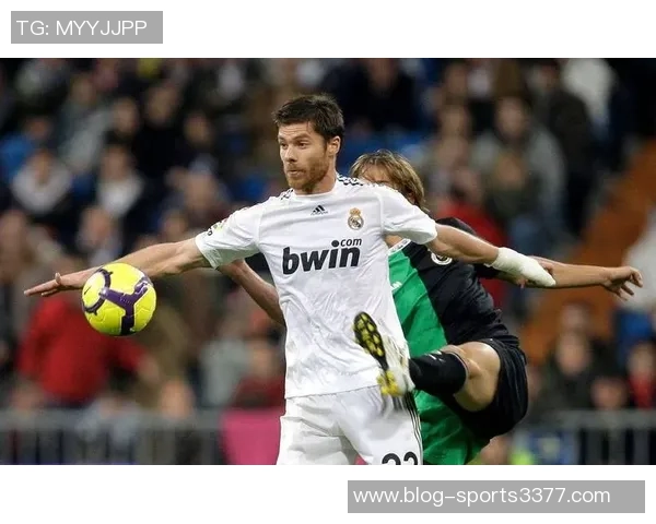 皇马未认真考虑解雇阿隆索更衣室氛围有所缓和 皇马未认真考虑解雇阿隆索更衣室氛围有所缓和